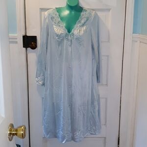 Vintage medium Grandma gown Vanity Fair
